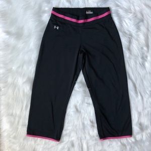 Under Armour Capri Leggings Black & Pink Size Sm
